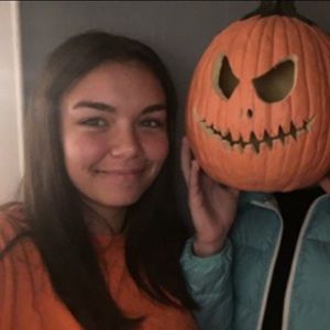 Meet your Posher, Hailey